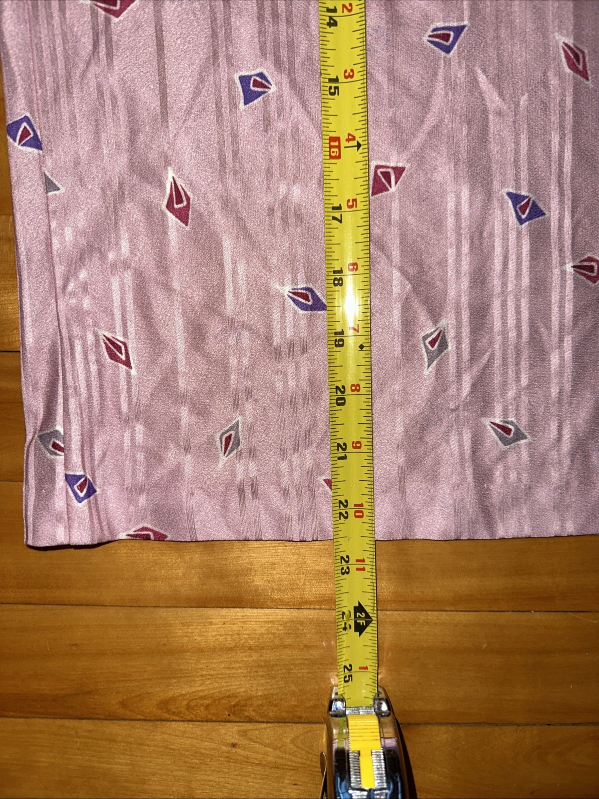 Vintage 70s Lady Devon Pink Geometric Top XL Retro Mod Disco