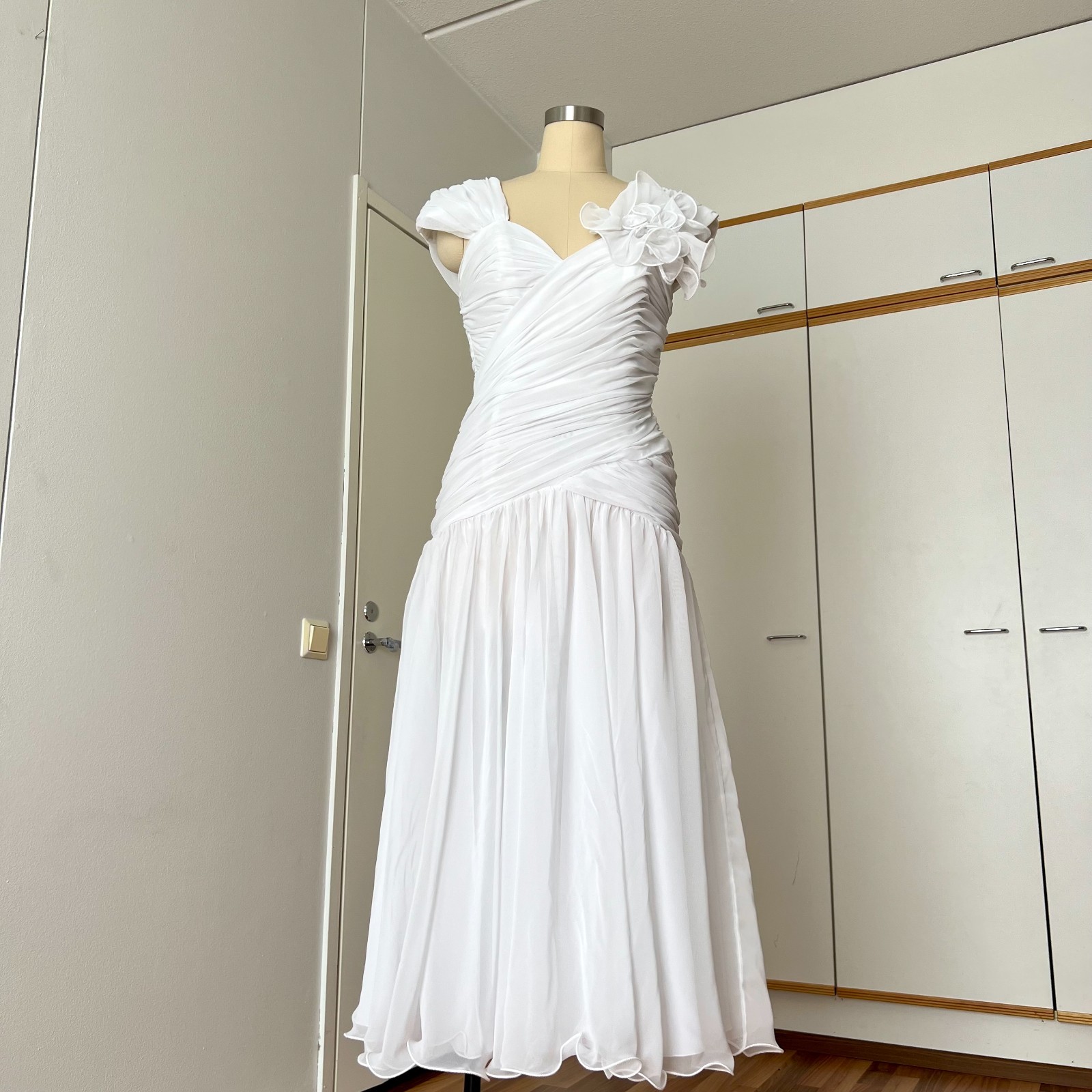 1980s JOHN CHARLES Minimalist Wedding Dress Drop Waist Bridal Fairytale Romantic