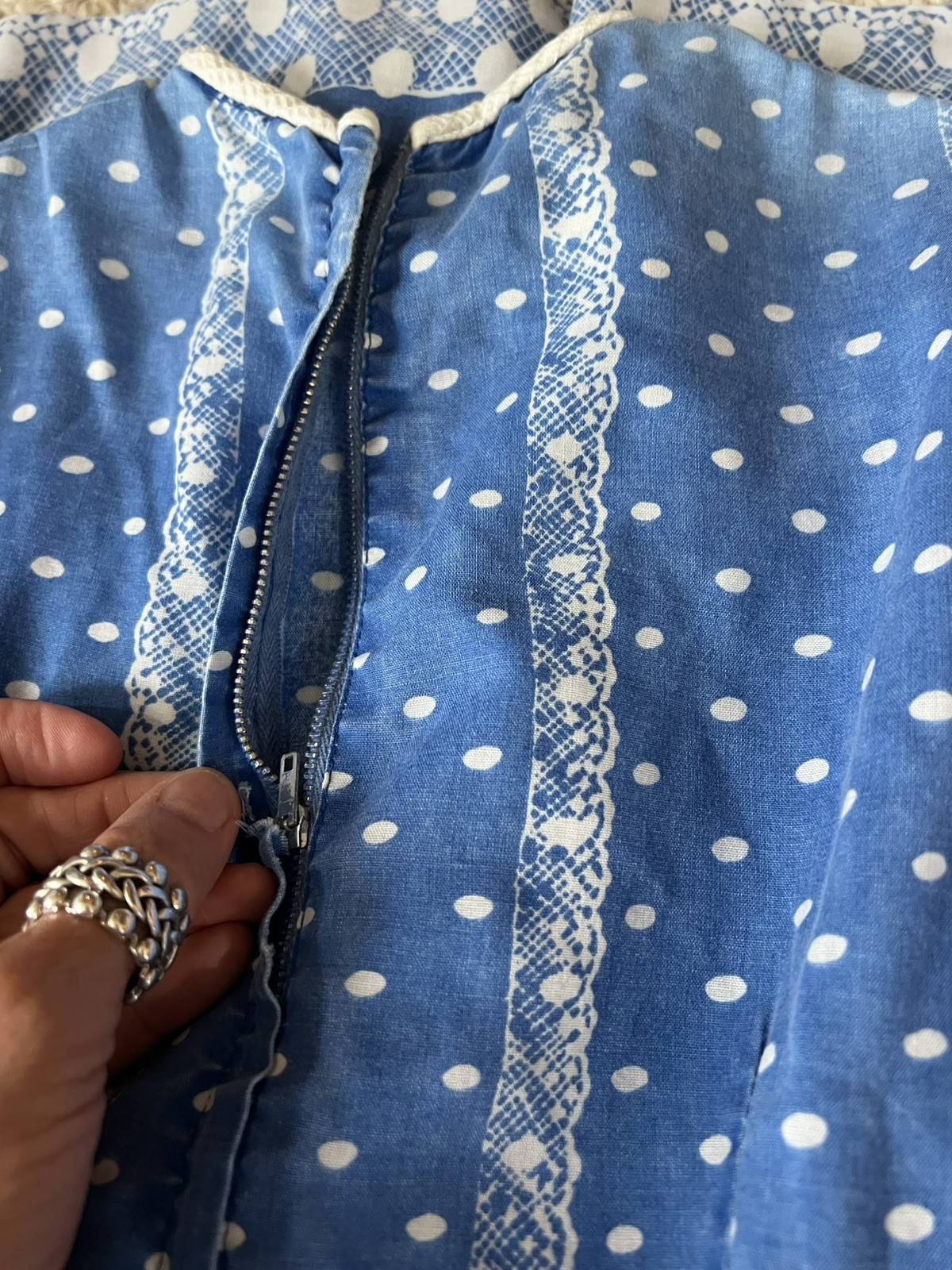 Vintage 50’s Women’s Fashion Frocks Blue & White Print Dress Cottagecore Ohio