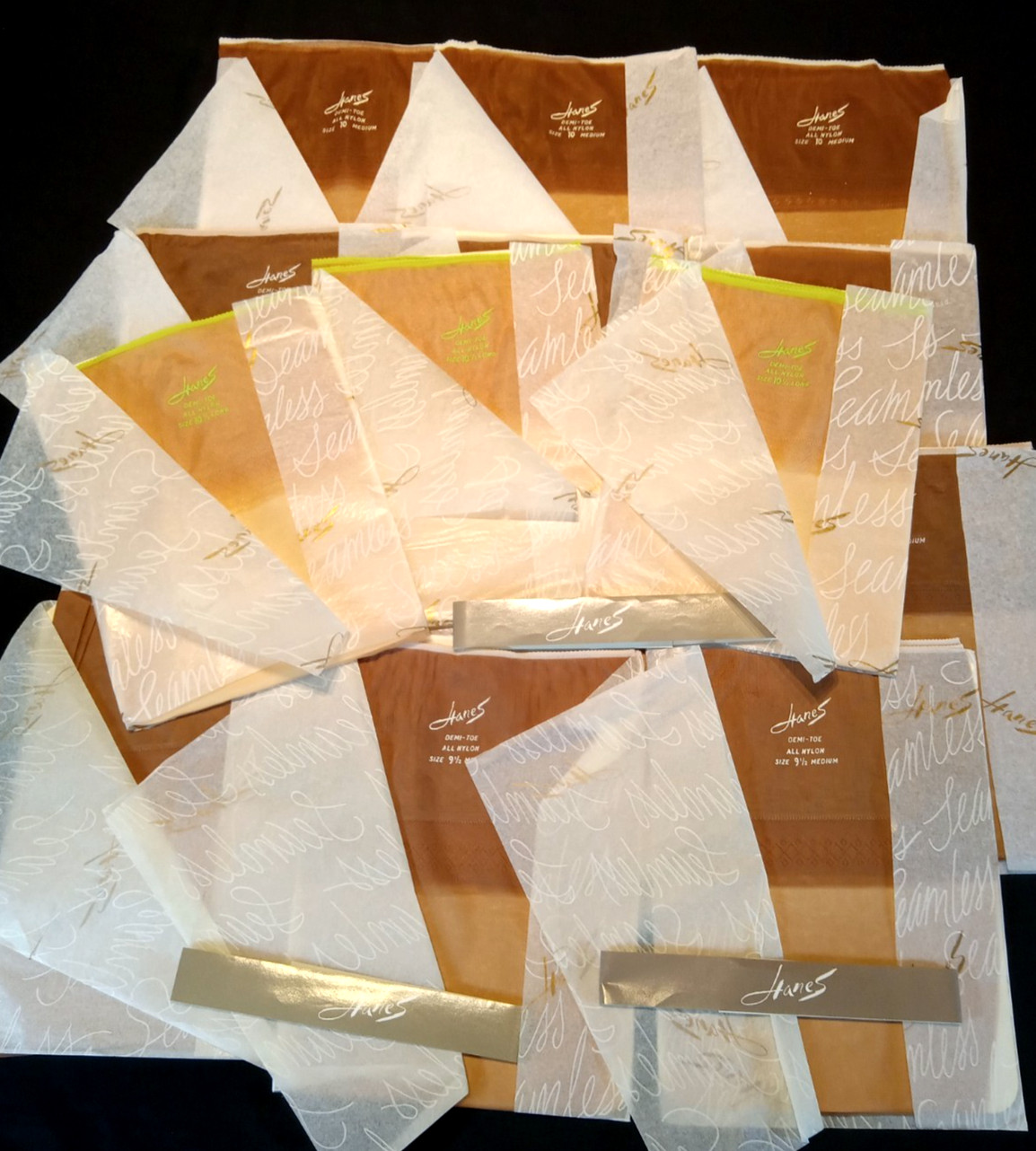 15 PRS of HANES SEXY FLAT KNIT GARTER NYLON STOCKINGS TISSUED