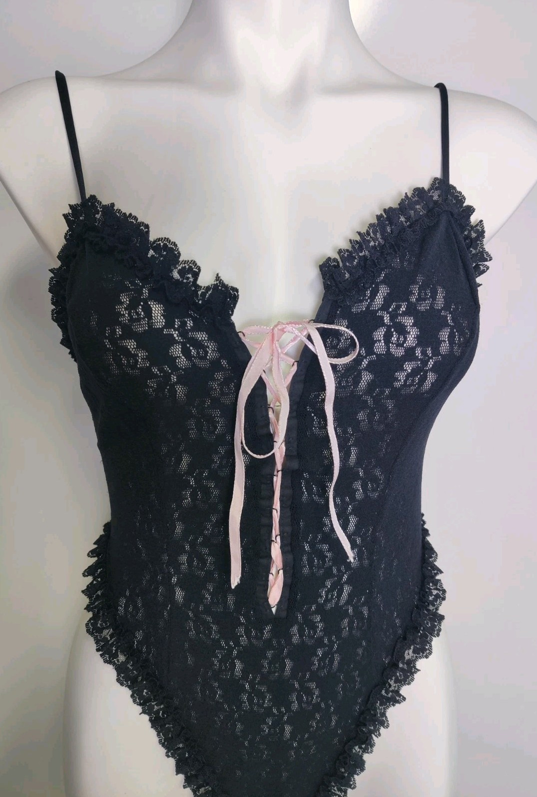 Vintage Lady Cameo Dallas Black Stretch Lace Teddy Thong Pink Bow Med USA