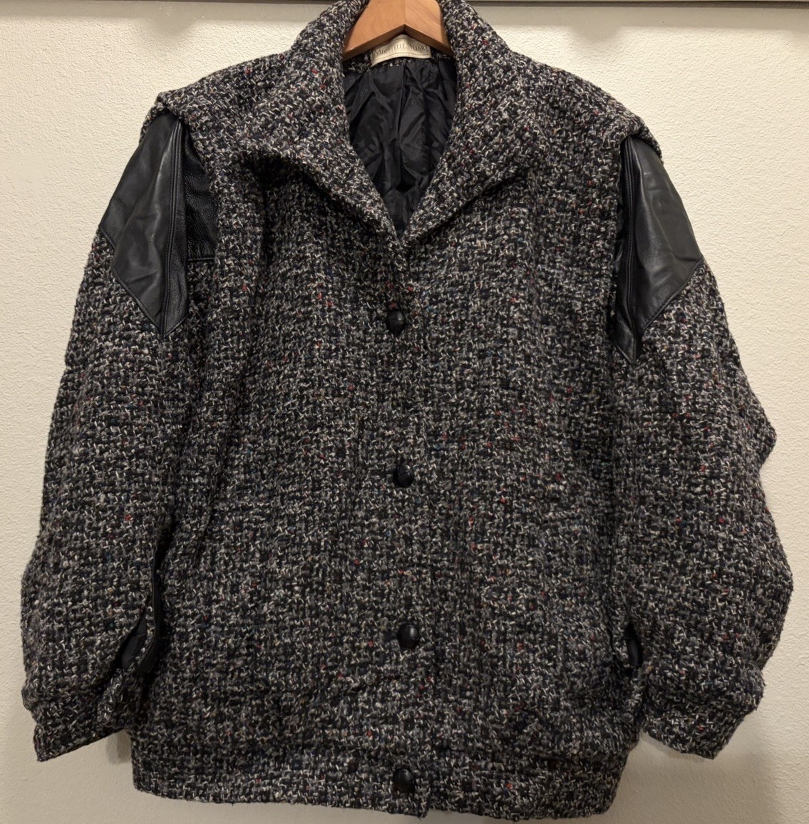 Vintage 1980-90’s Michelle Stuart Wool & Leather Bomber Jacket Small Size 8