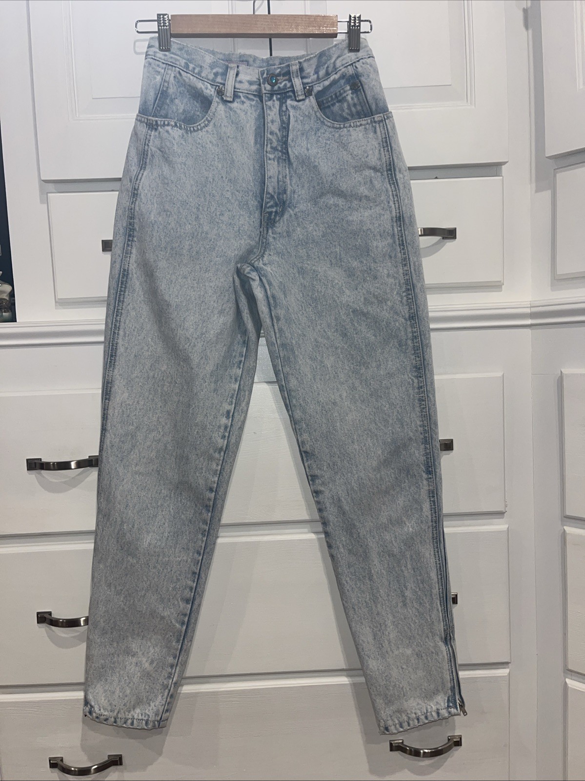 Vintage La Gear Acid Wash Mom Jeans With Ankle Zippers Size 7 /26 Waist￼