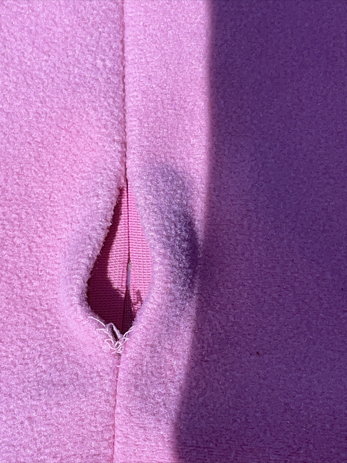 VTG Vanity Fair pink fleece Embroidered Zip Robe Lounger USA Dacron Polyester M