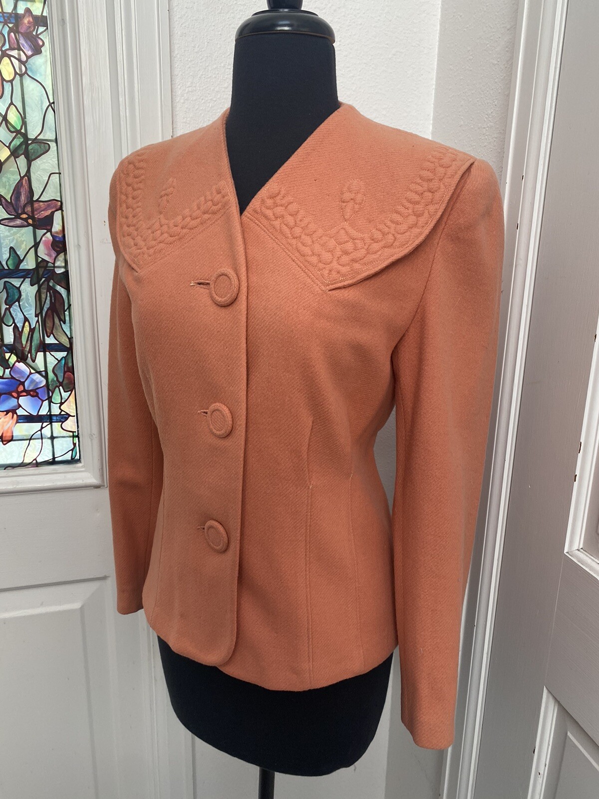 Vintage 1940’s Tufted Peach Fitted Jacket Bonny Juniors