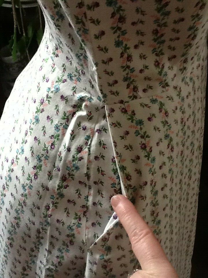 Vintage 1940’s BETTY BARCLAY Summer Floral Cotton FROCK DRESS 36-24-52