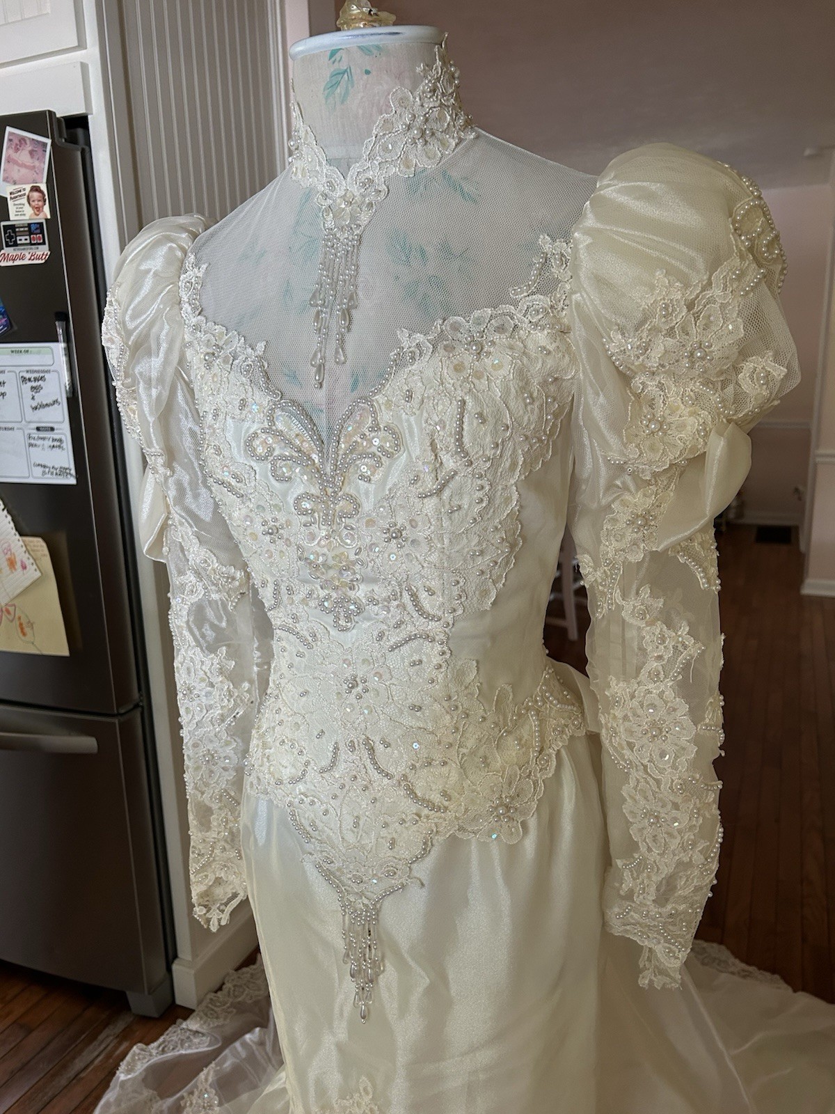 Vintage 1980s puff sleeve lace beaded victorian wedding dress with train XS