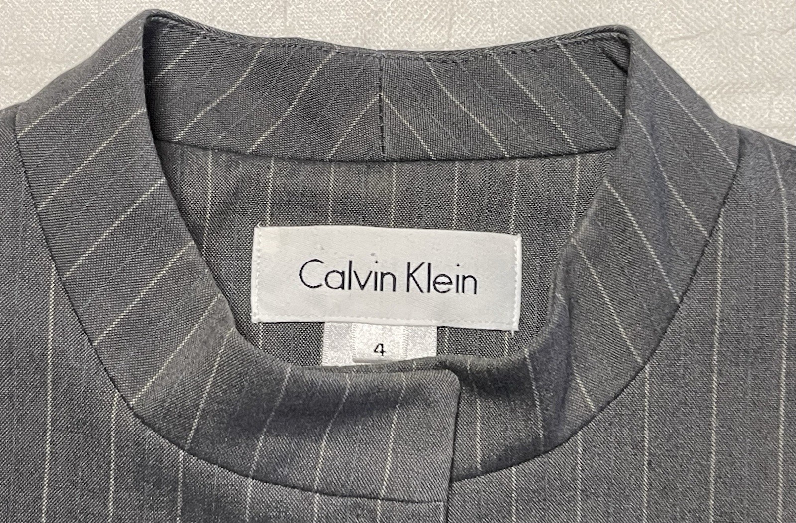 Vintage Calvin Klein, Womens 4 Gray 2 Piece Androgyny Pinstripe Pant Blazer Suit