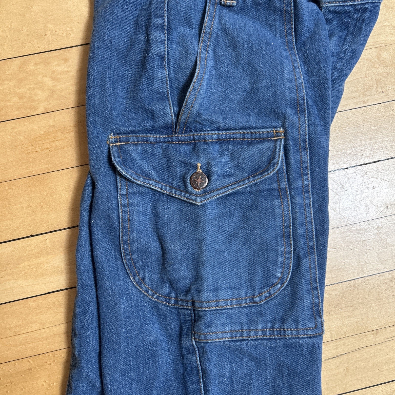 Vintage Brittania Jeans Womens 29” Bell Bottom Flare Wide Leg Cargo Pockets 70s