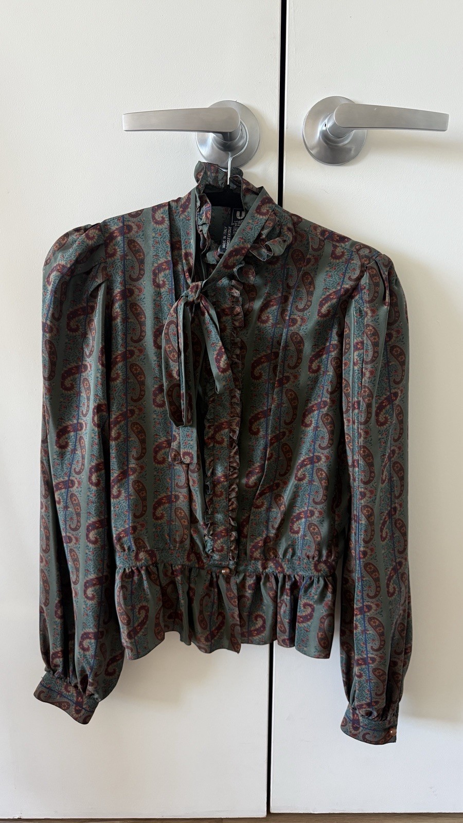 Rare Ungaro Parallèle Paris Vintage Ruffle Blouse Button Front Tied