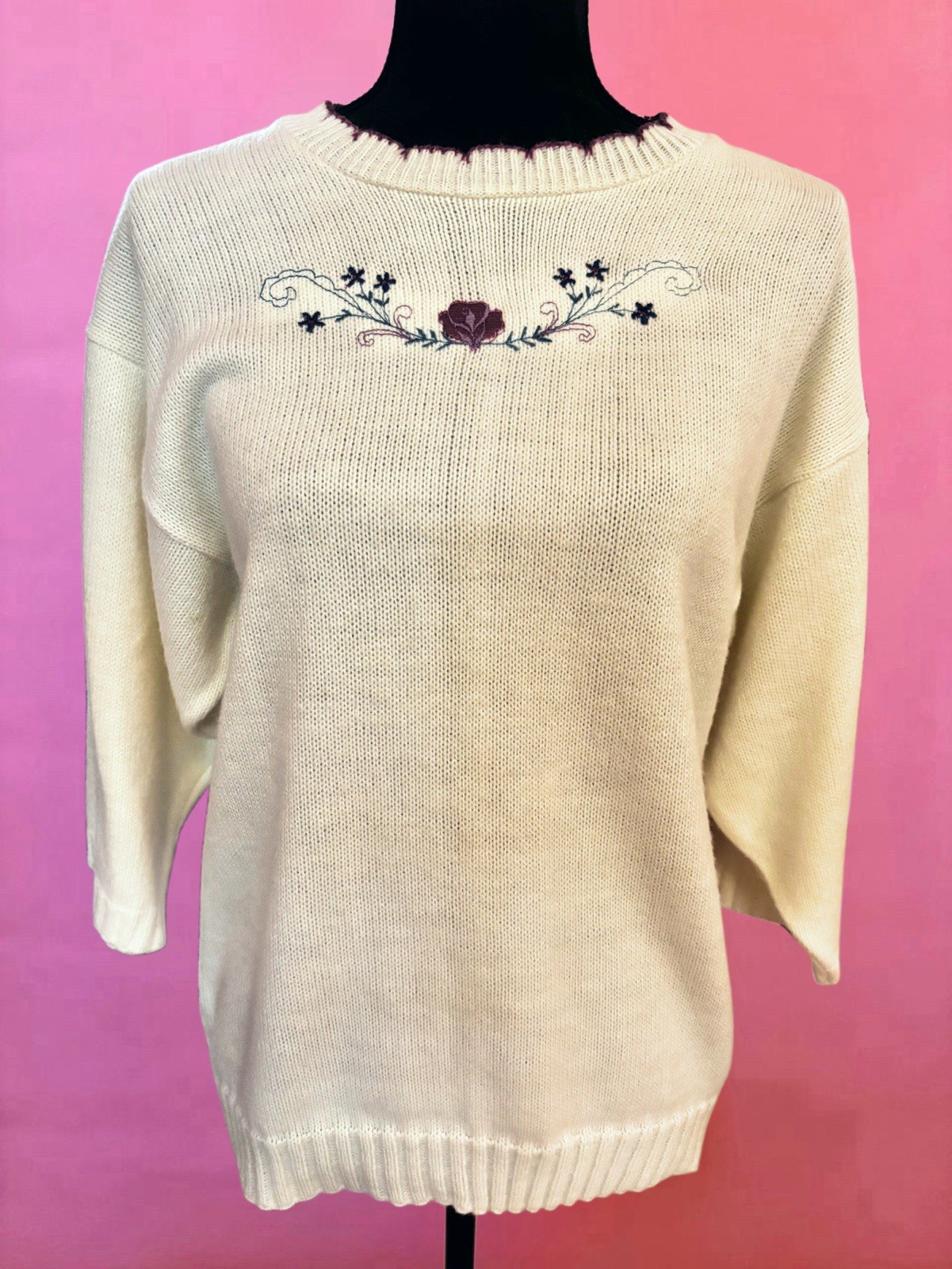 Vintage 1970s Nan Dorsey Cream Acrylic Knit Sweater Flower Embroidery – Medium