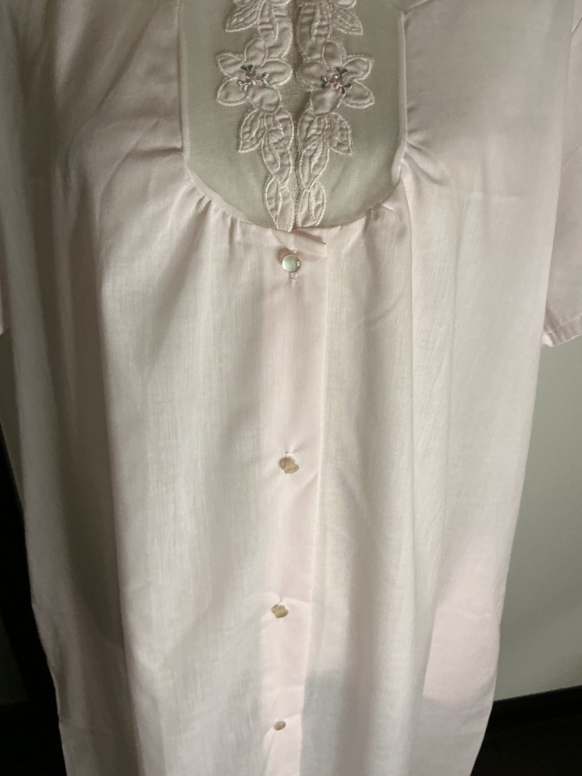 Vintage Katz Night Gown Light Pink Button Up Embroidered Lace Yoke 1960’s
