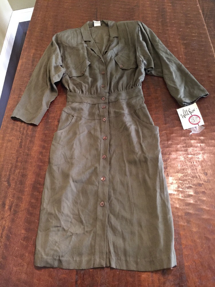 NWT Vintage Wild Rose Women’s Size 12 Olive Green Button Front Utility Dress