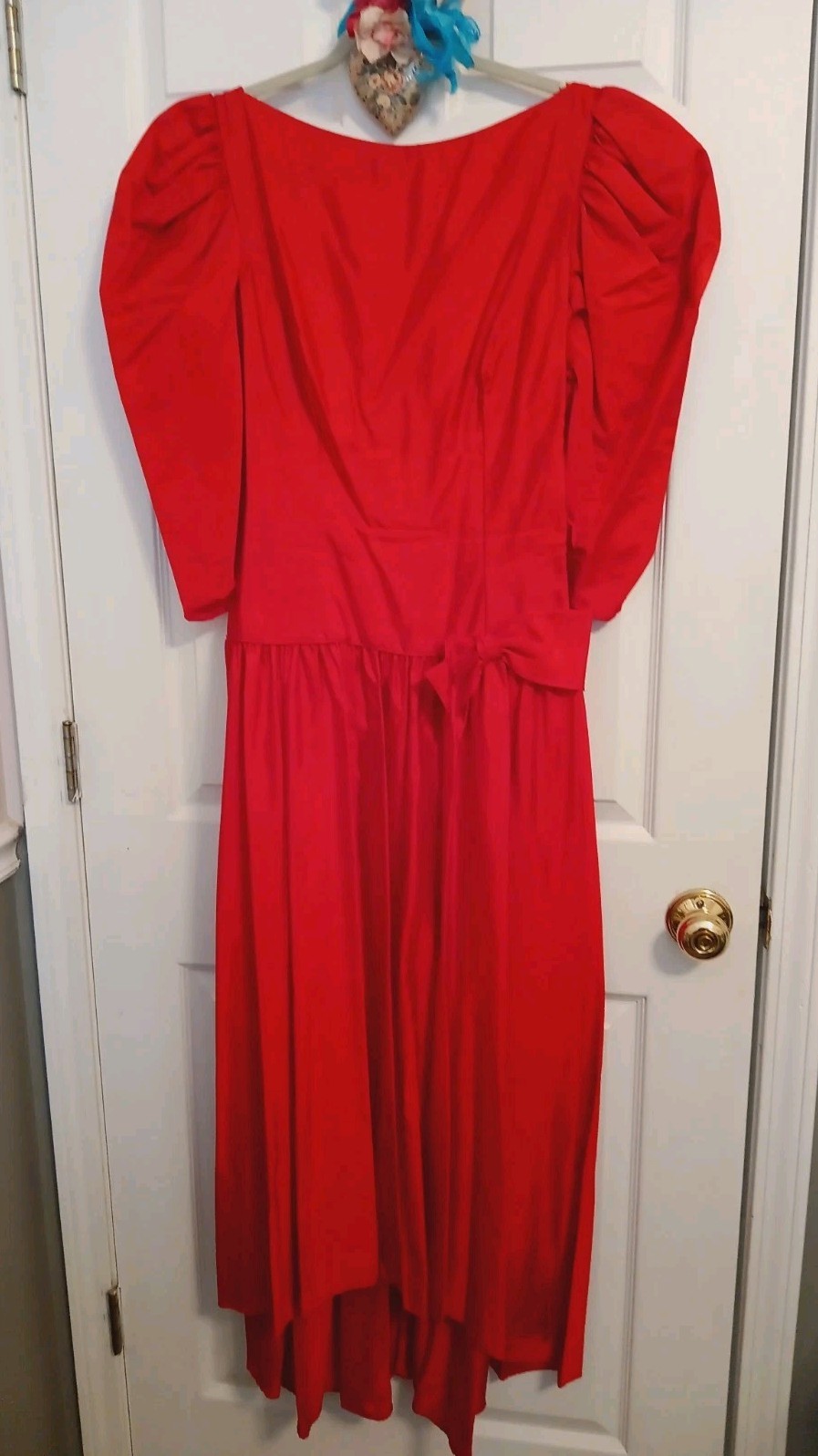 VTG 1980 DANCE ALLURE gown red satin puff drop wst V bck SWEETHEART PROM M READ