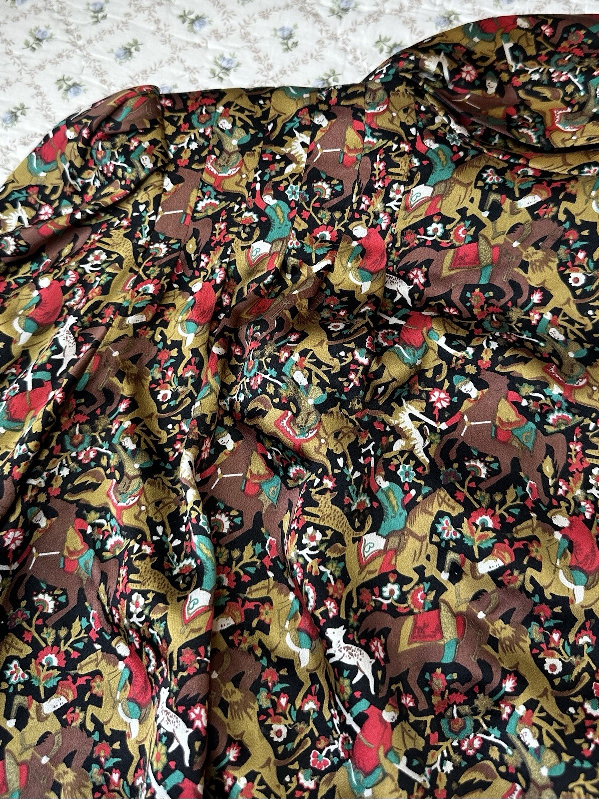 Vintage 80s Silk Medieval Art Classical Middle Ages Pussybow Blouse Womens 8