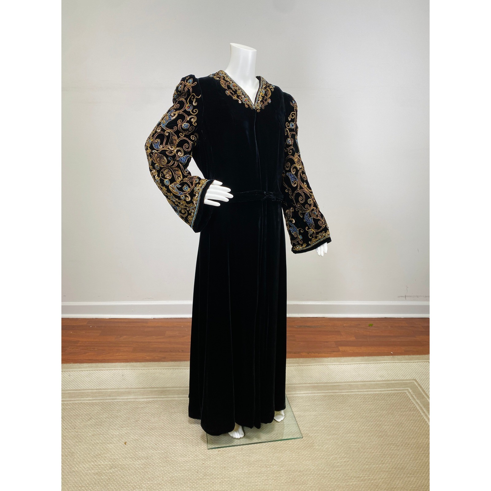 Vintage 1930s Black Silk Velvet Evening Opera Coat w gold and Turquoise Beading
