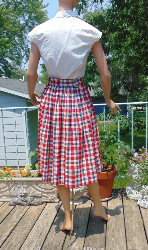 VTG 1950s Red White & Blue Cotton Skirt & White Eyelet Blouse Sm