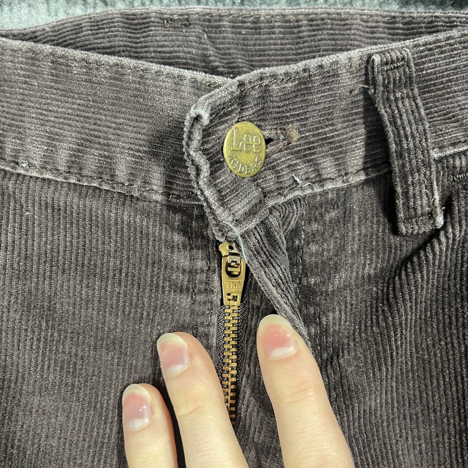 VINTAGE 80s Lee Corduroy Jeans Pants Womens Size 26×31 Brown Bootcut Flare USA