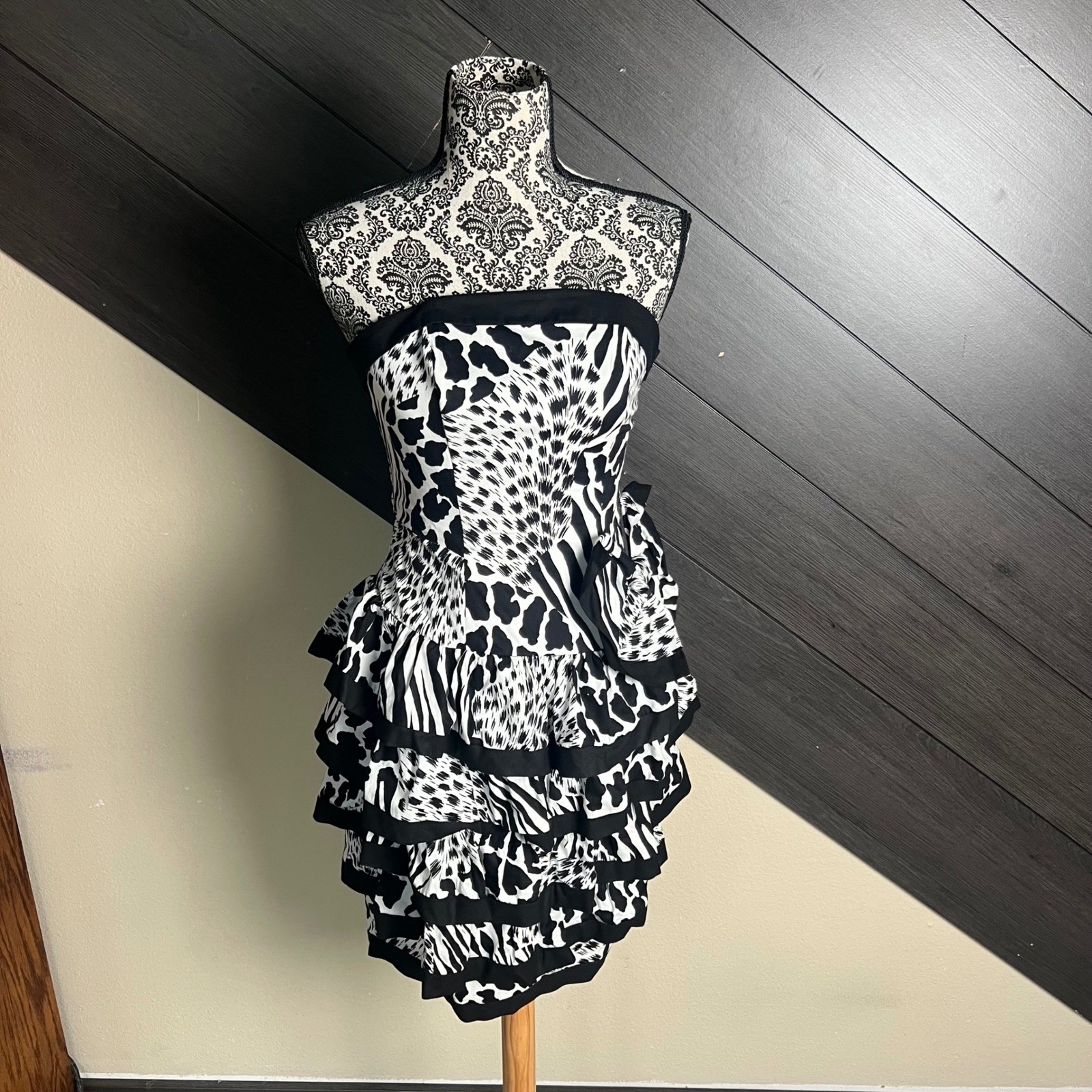 Miss Oops Strapless Animal Print Ruffle Mini Dress 8 Black White VTG Cocktail