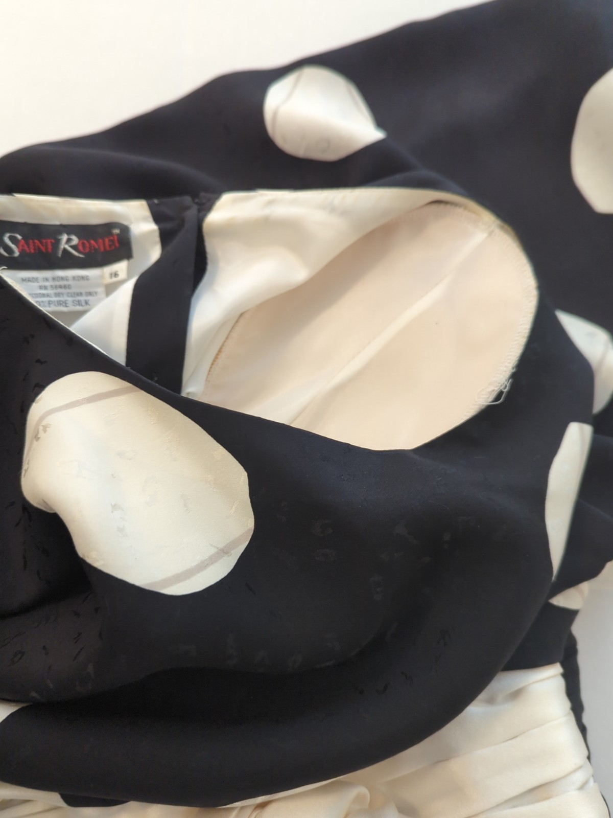 Vintage Saint ROMEI 100% Silk Dress 16 Black White Wing Sleeves Hong Kong Artsy