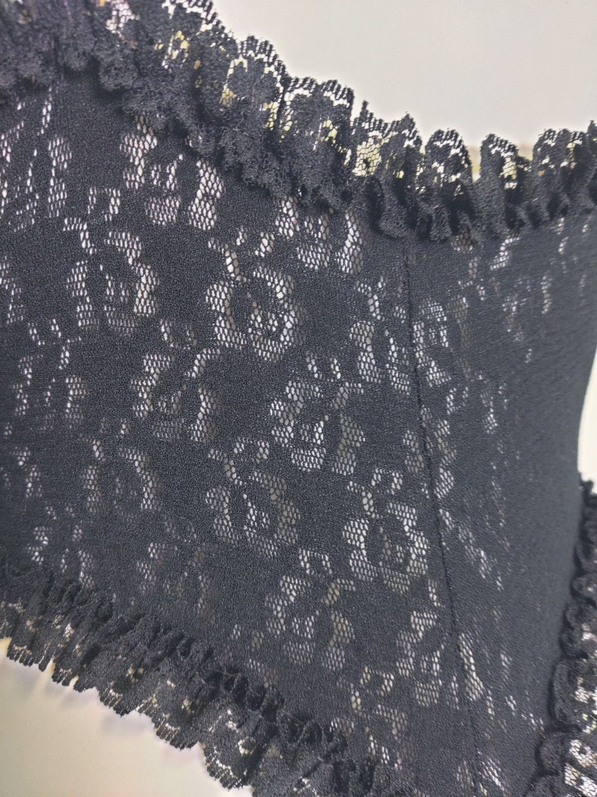 Vintage Lady Cameo Dallas Black Stretch Lace Teddy Thong Pink Bow Med USA