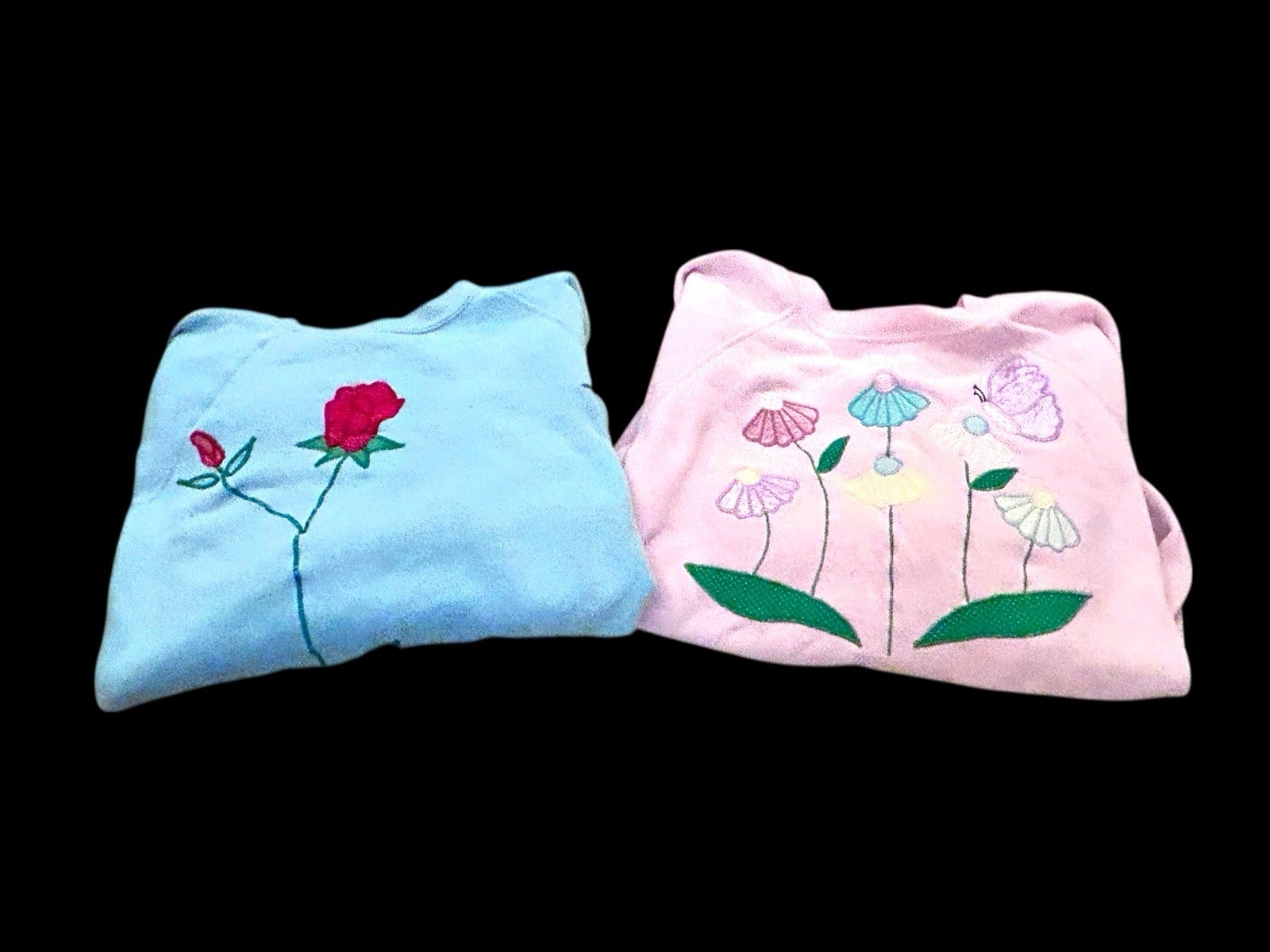 2 Crewneck Sweatshirts With Floral Appliqué 1980s 1990s Vtg Size Lg Fits Small