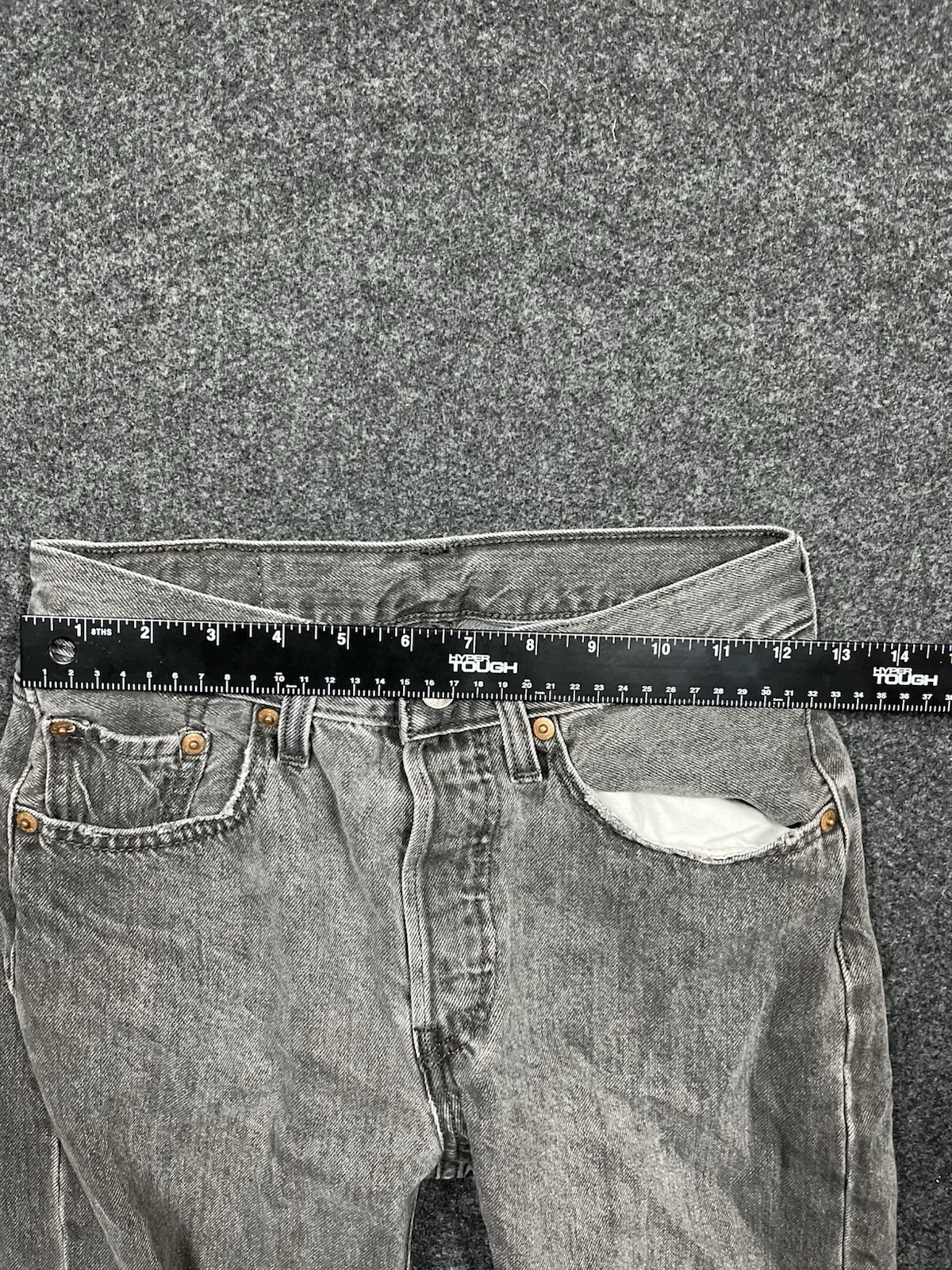 Vintage 90s Levi’s 501 Straight Leg Made In USA Denim Jeans Grey Measure 24×30