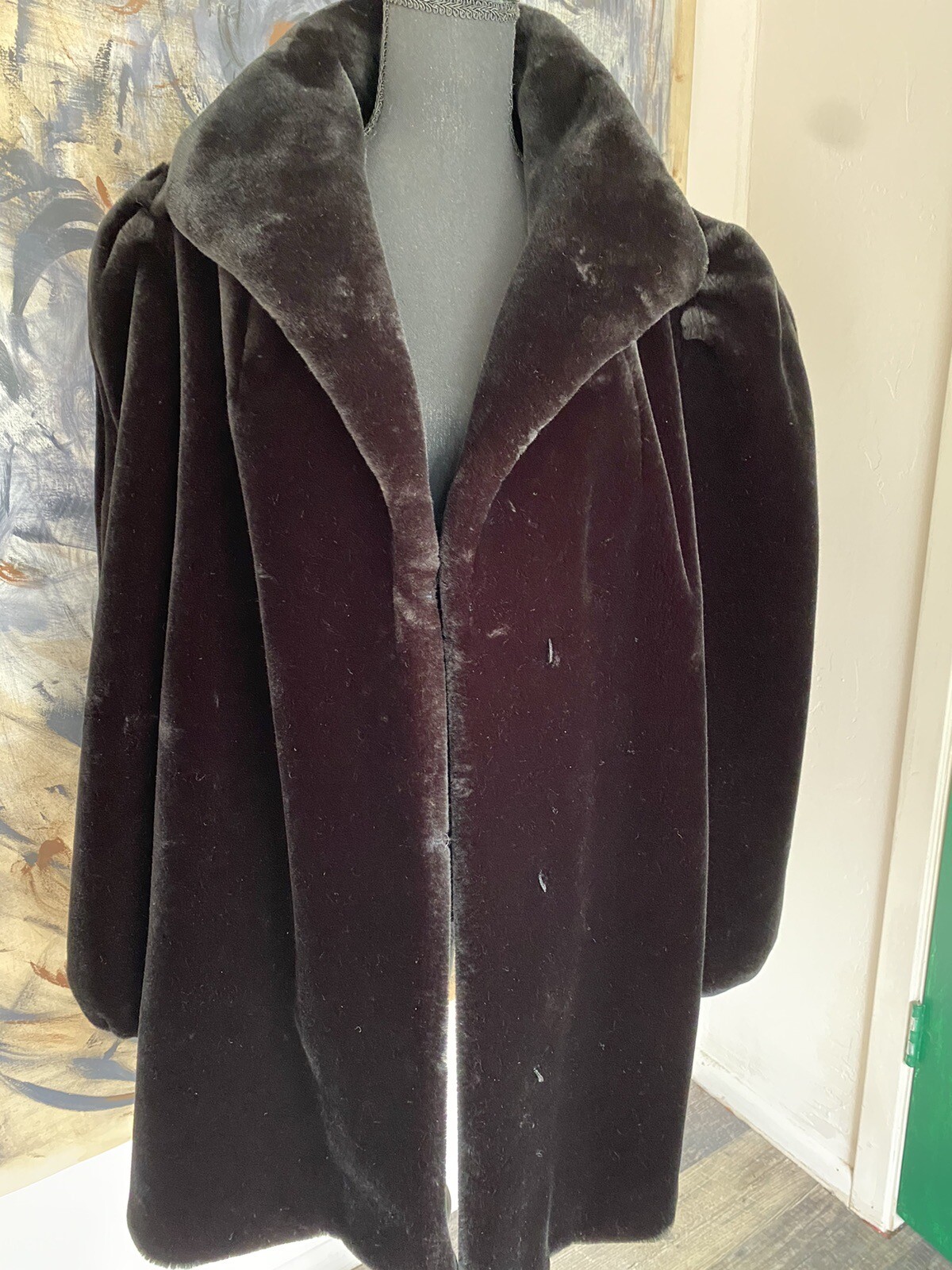 Vintage Classic Dubrowsky and Perlbinder black coat with fluffy fur and sleeves