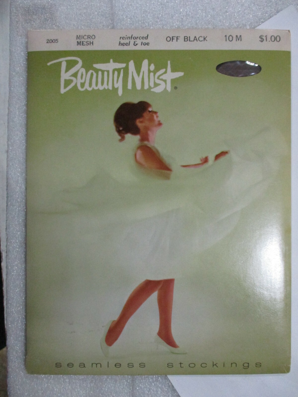 1 PR VINTAGE BEAUTY MIST RHT MICRO MESH SHEER NYLON STOCKINGS 10 MEDIUM BLACK