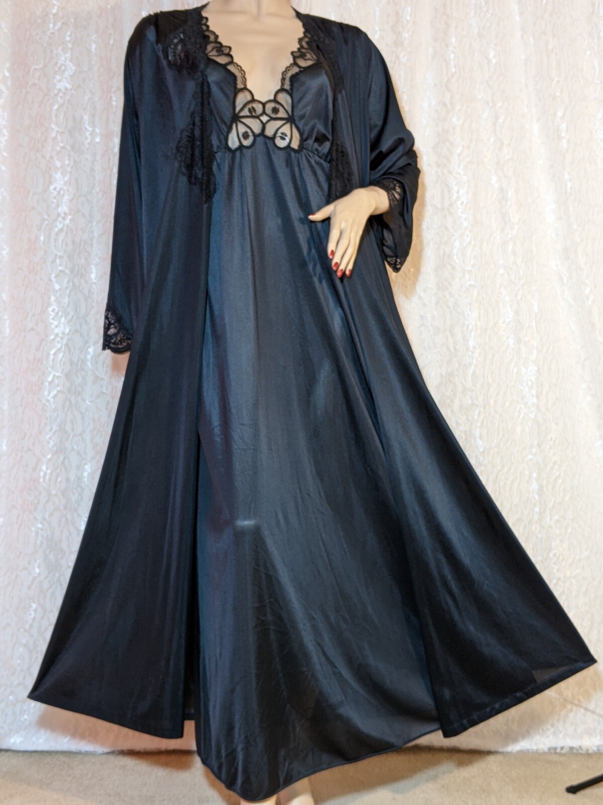 Vintage Van Raalte Nightgown & Black Nylon Dressing Gown Robe Peignoir Combo Set
