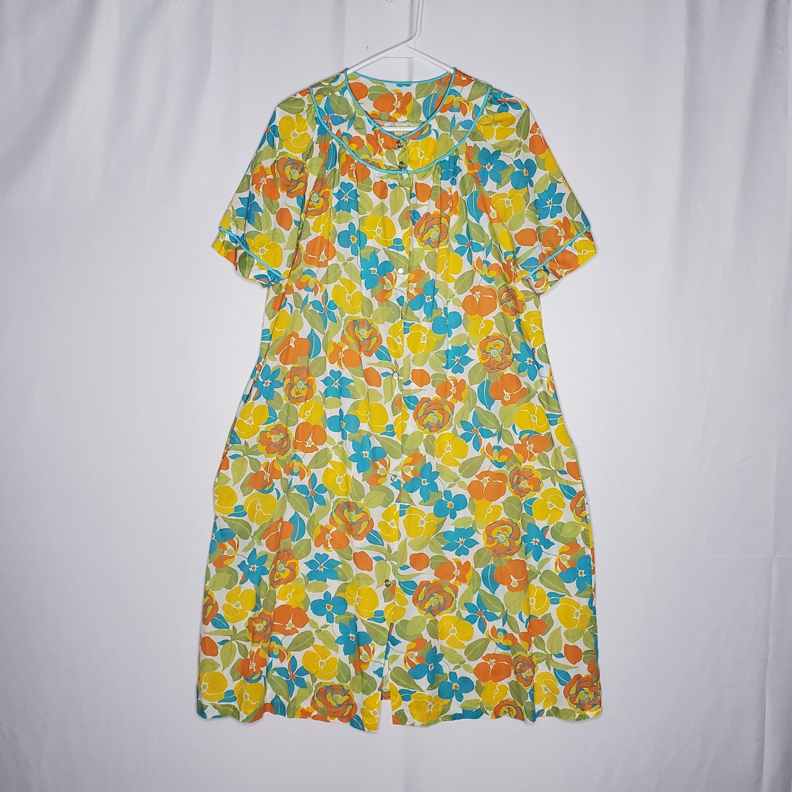70s Vintage House Dress Large Orange Bold Floral Cottagecore Hippie Grandma