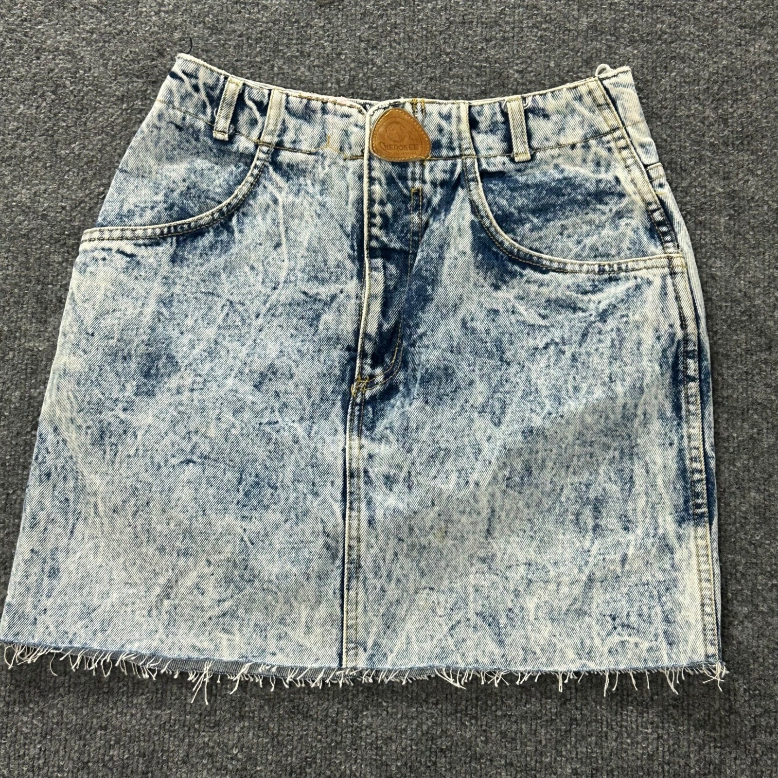 Cherokee Skirt Womens Size 11/12 Blue Acid Wash Denim Mini Raw Hem Vintage USA