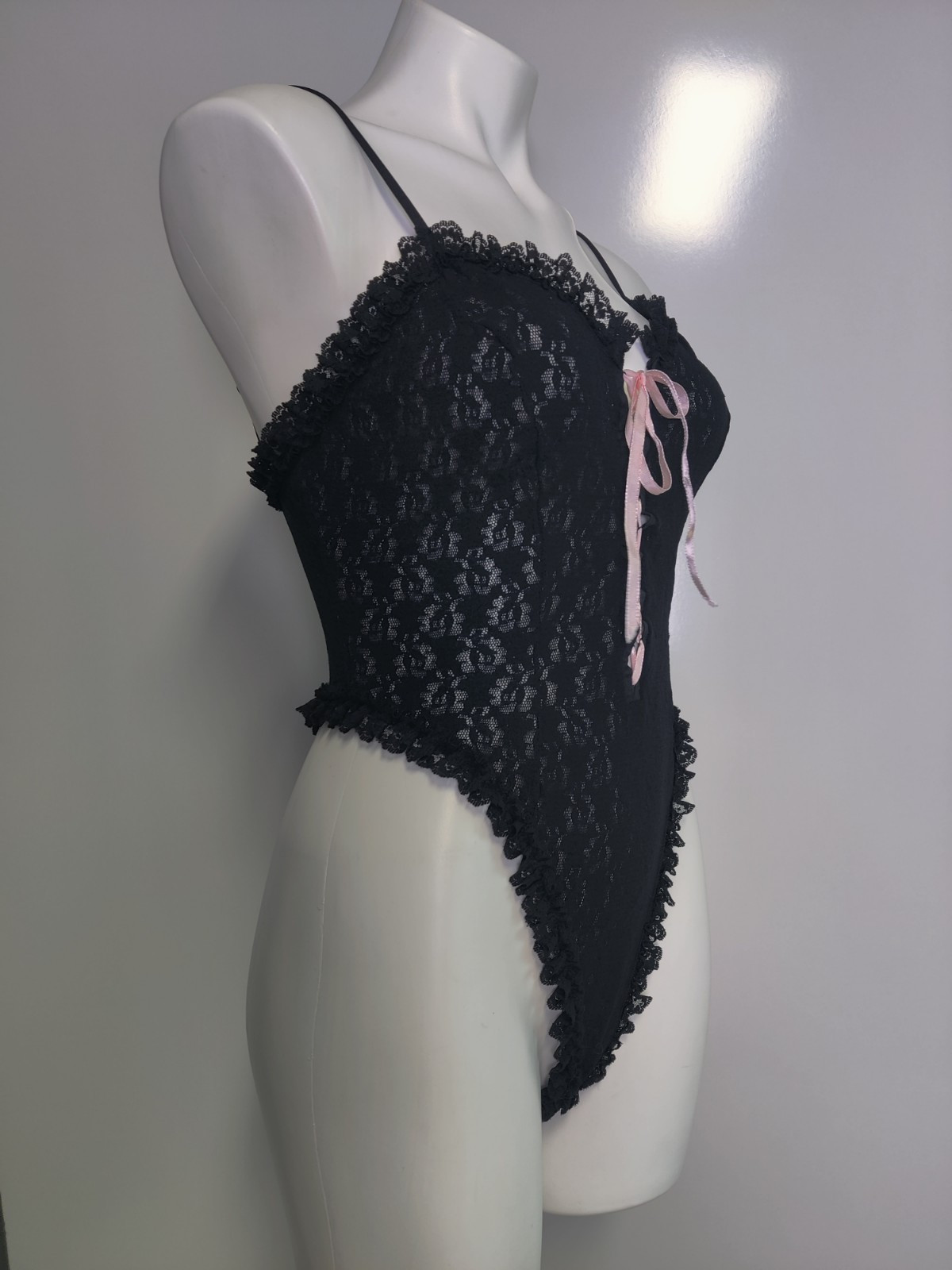 Vintage Lady Cameo Dallas Black Stretch Lace Teddy Thong Pink Bow Med USA