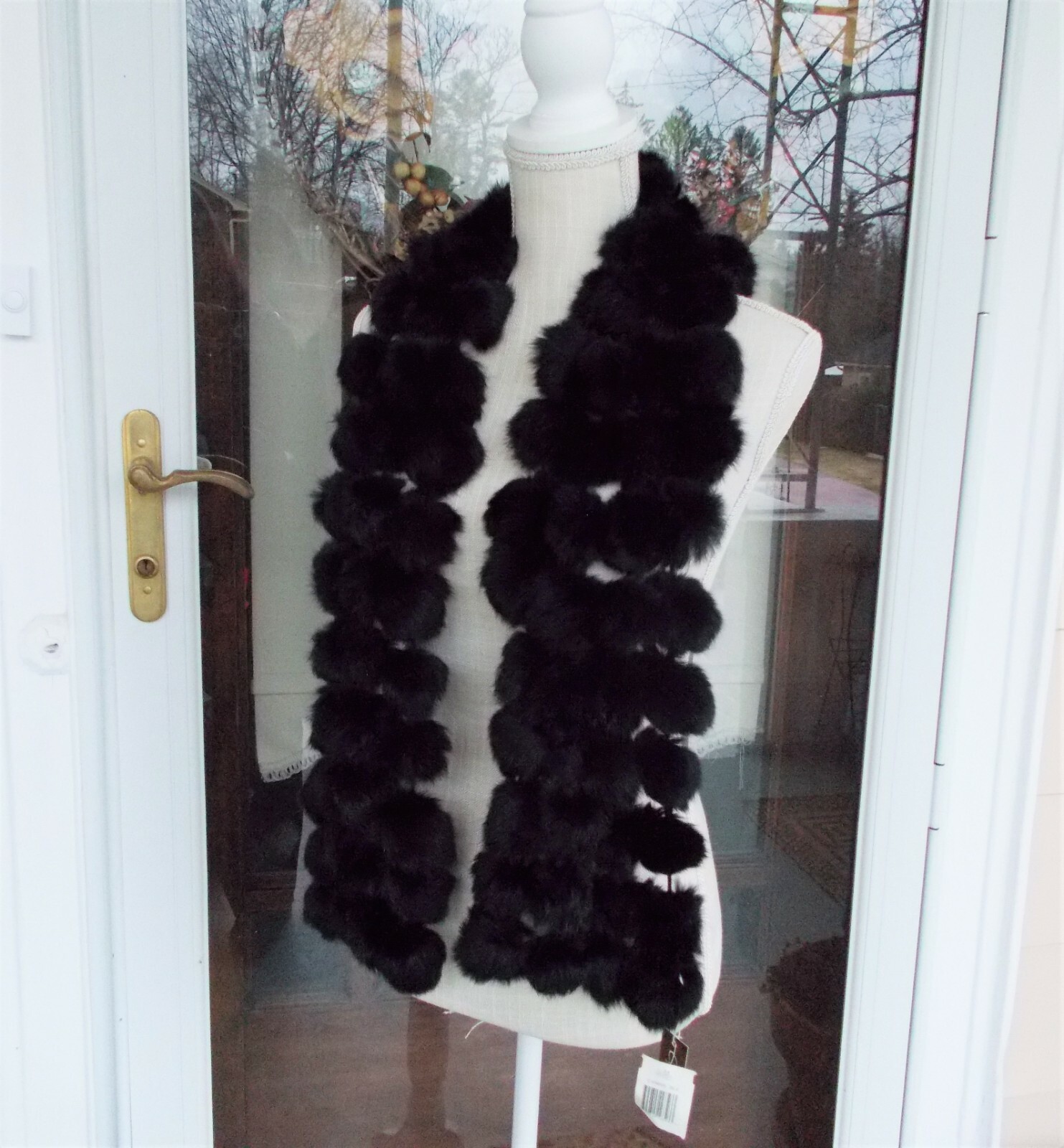 Cejon Genuine Black Rabbit Hand Strung Fur Ball Stole Scarf 55″ Long NWT Lovely