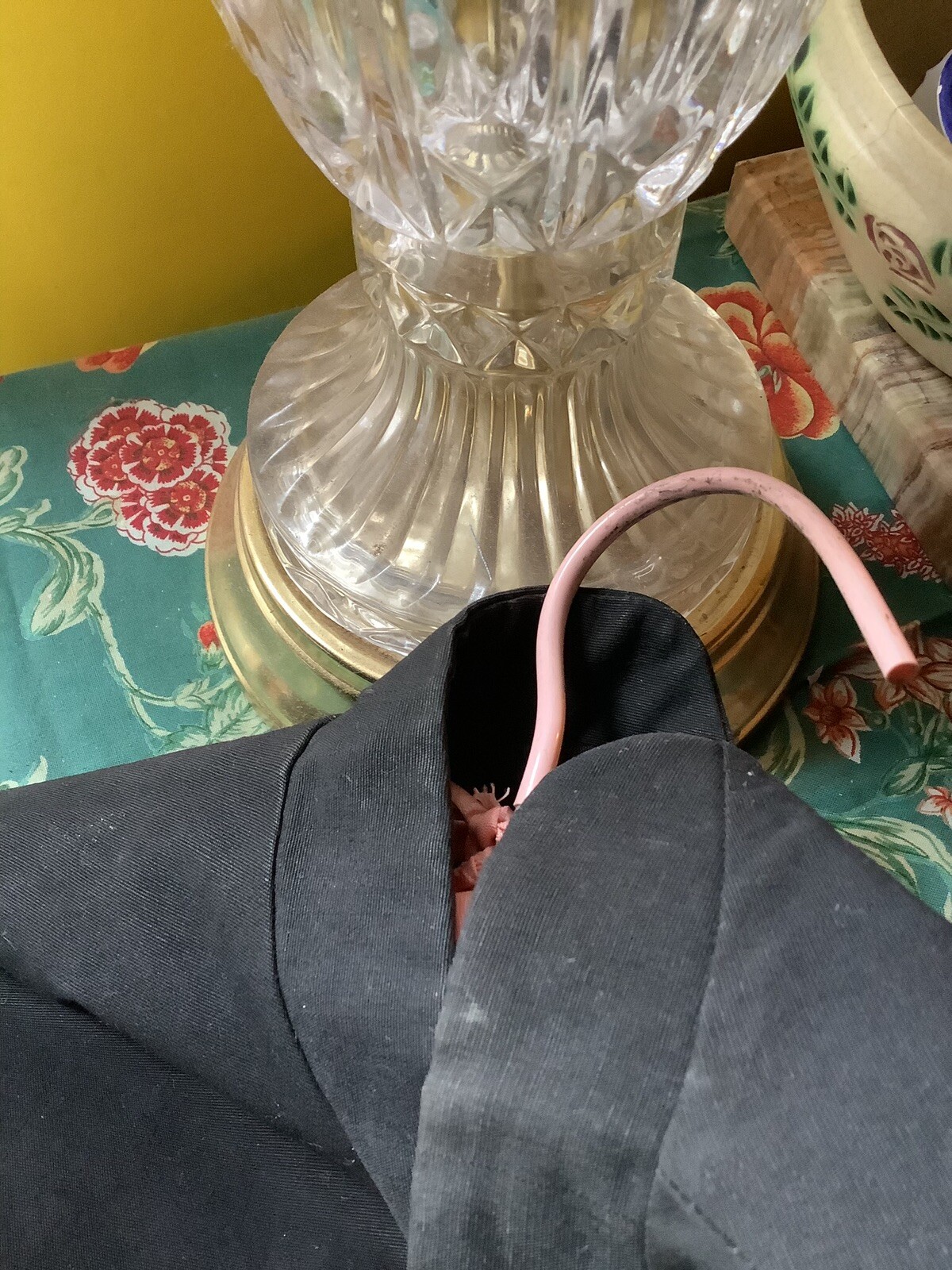 Vintage 1960’s Black And Gold Design Curvy Cocktail Dress 36-30-36