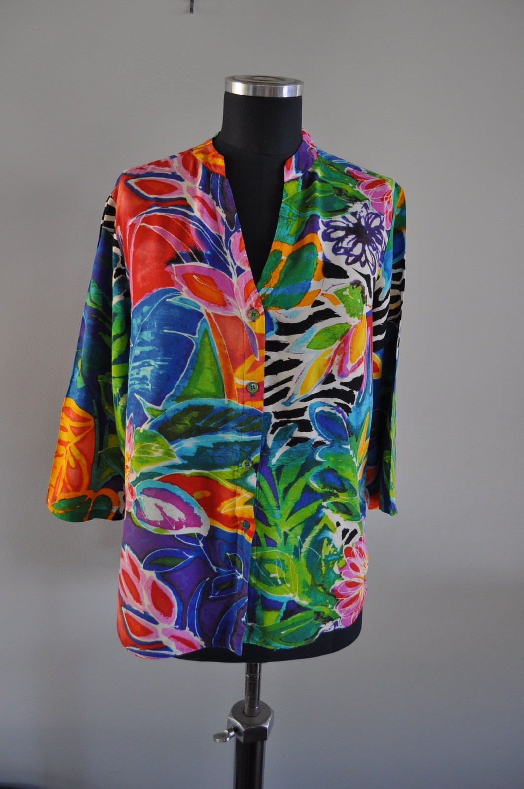 Vintage Jams World Tunic Blouse Womens Medium Multicolor Tropical Floral Rayon