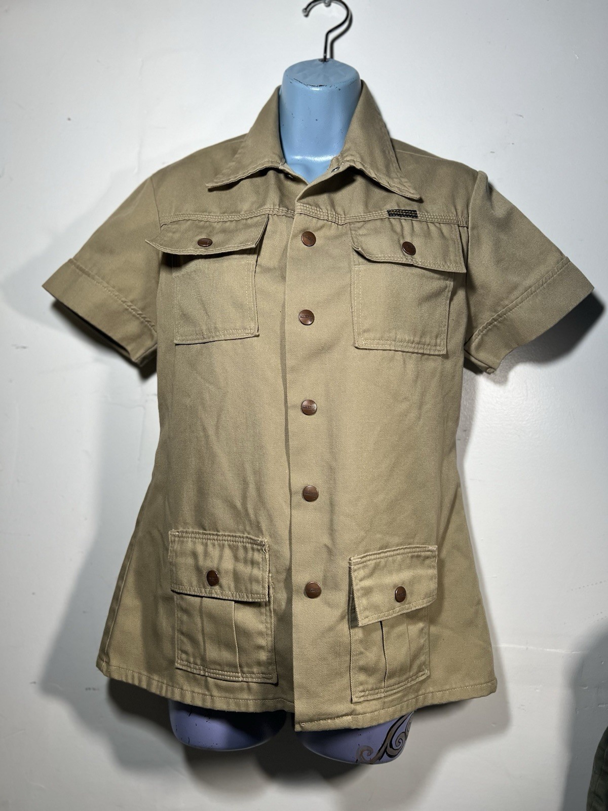 Maverick Shirt Women Size Medium Top Khaki Heavyweight Safari Cargo