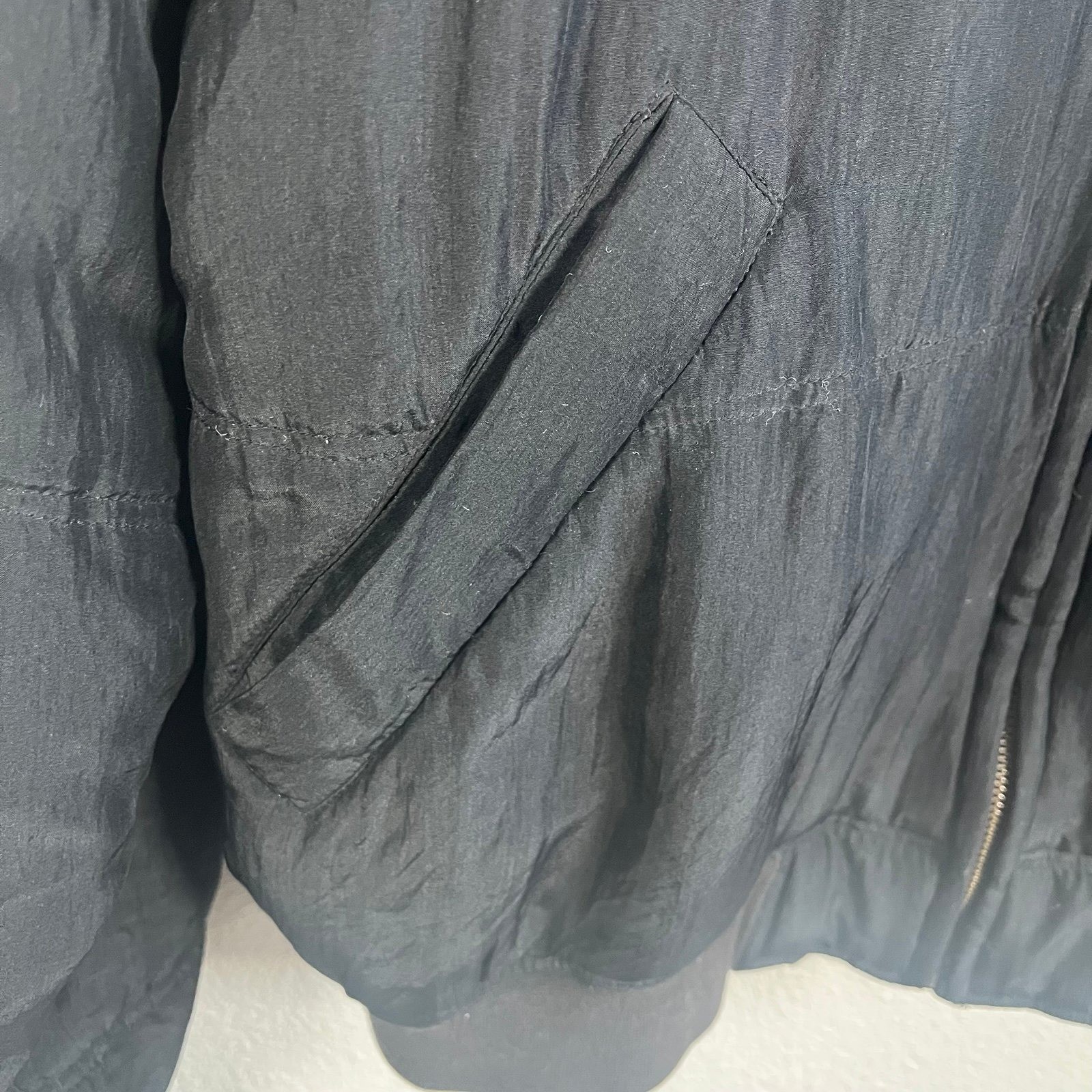 Rare Vintage 100% Silk Women’s Black Bomber Jacket – Oblisk Medium