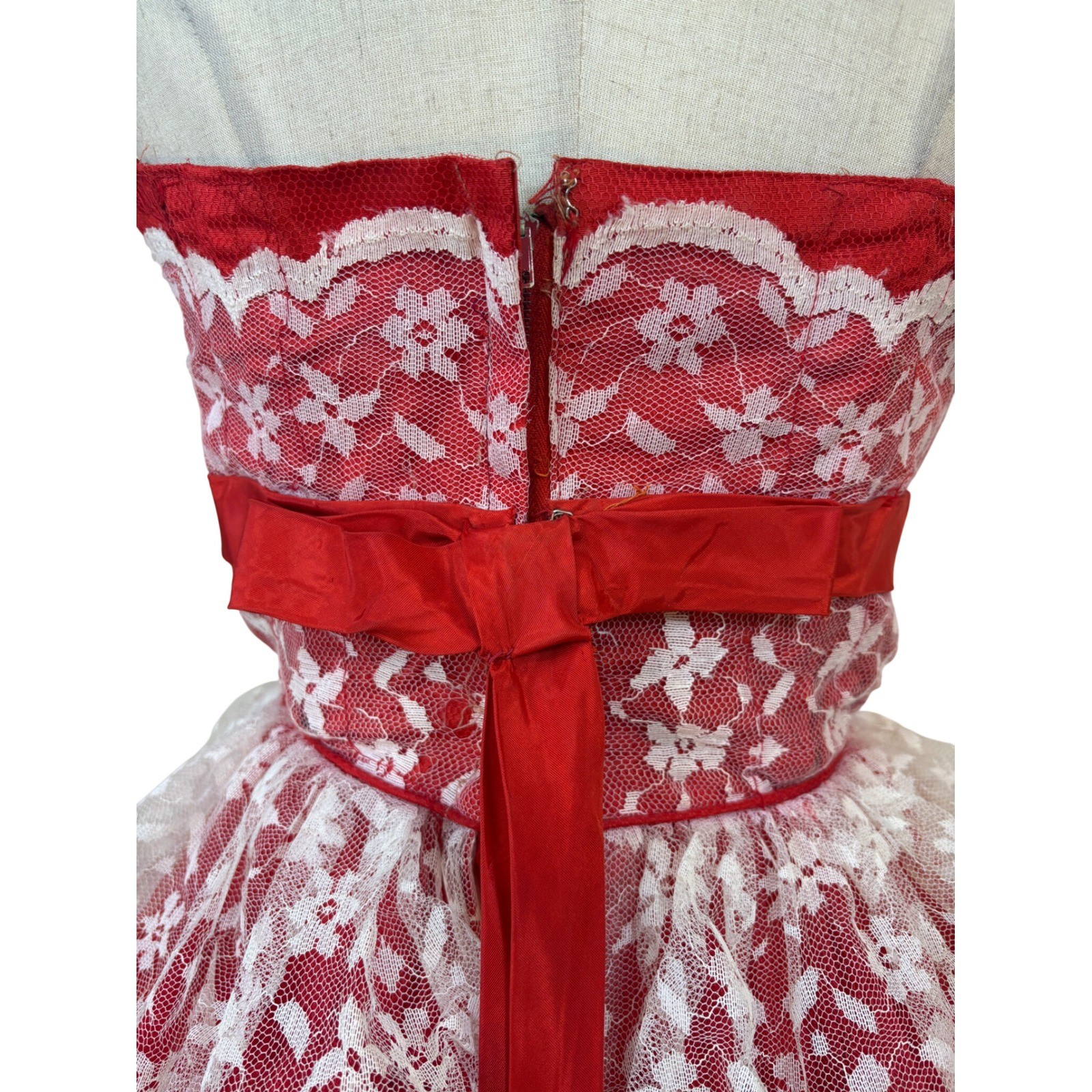 Vtg 50s Cupcake Tiered Lace Dress 25″ W Red Strapless Tulle Prom formal Glam
