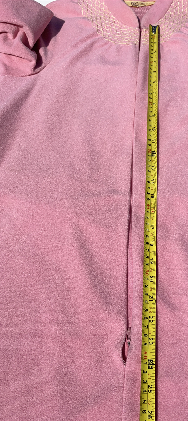 VTG Vanity Fair pink fleece Embroidered Zip Robe Lounger USA Dacron Polyester M