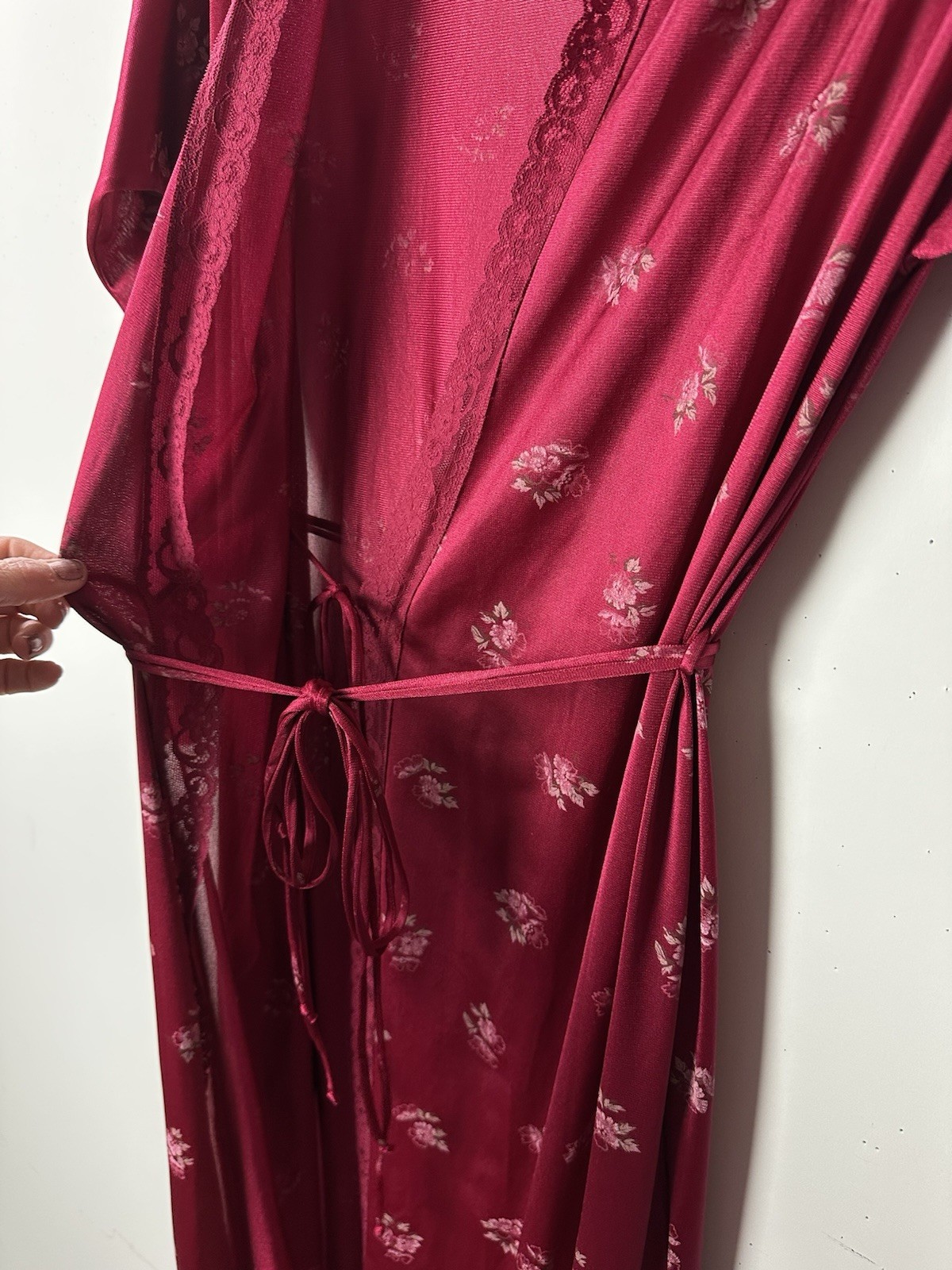 Vtg Tom Bezduda Barad & Co Long Robe Red Floral Union Made USA 70s Nylon Lace PS