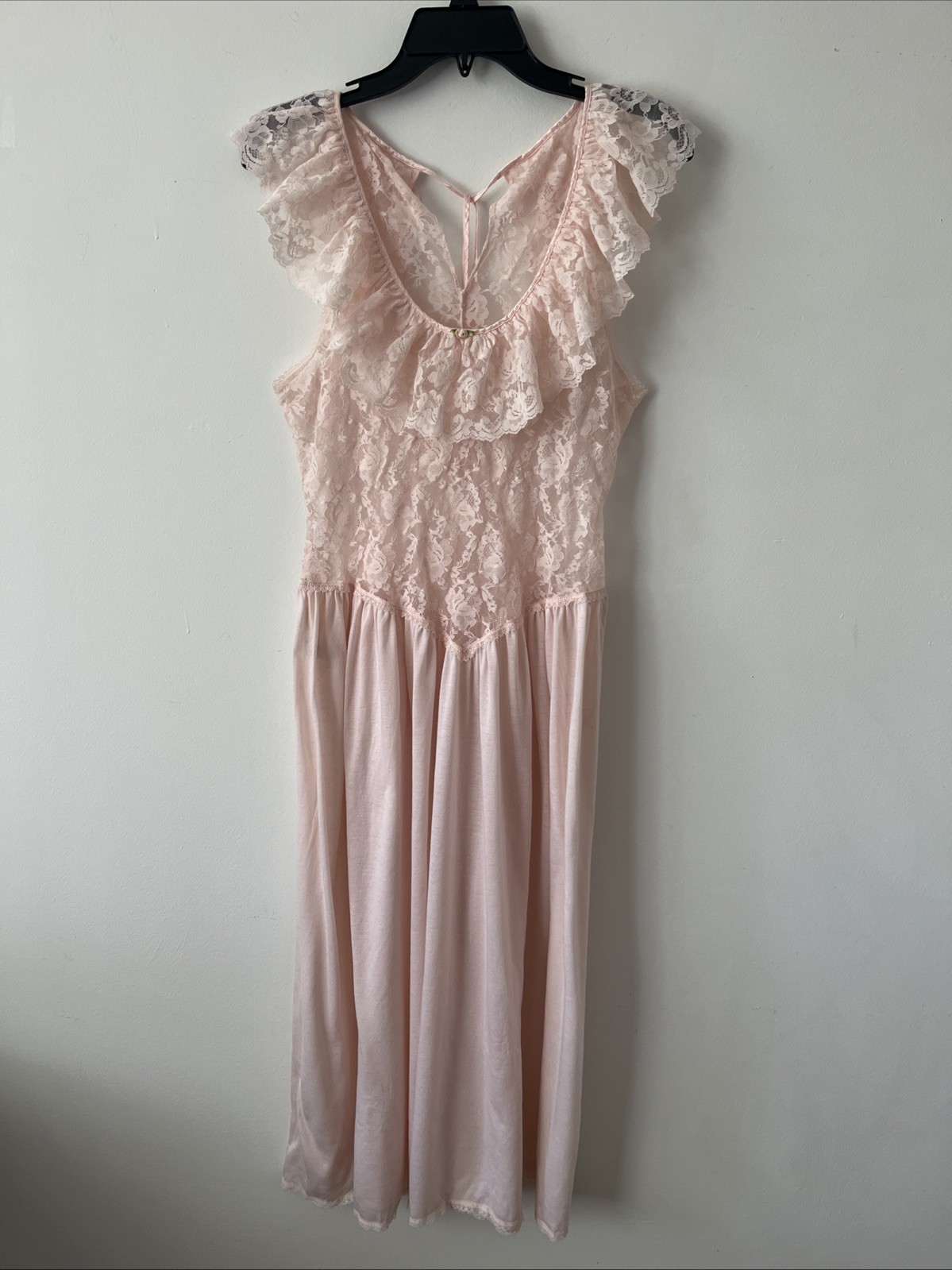 VTG Victoria’s Secret Gold Label Pink Lace Nightgown 80’s Ruffle 100% Polyester