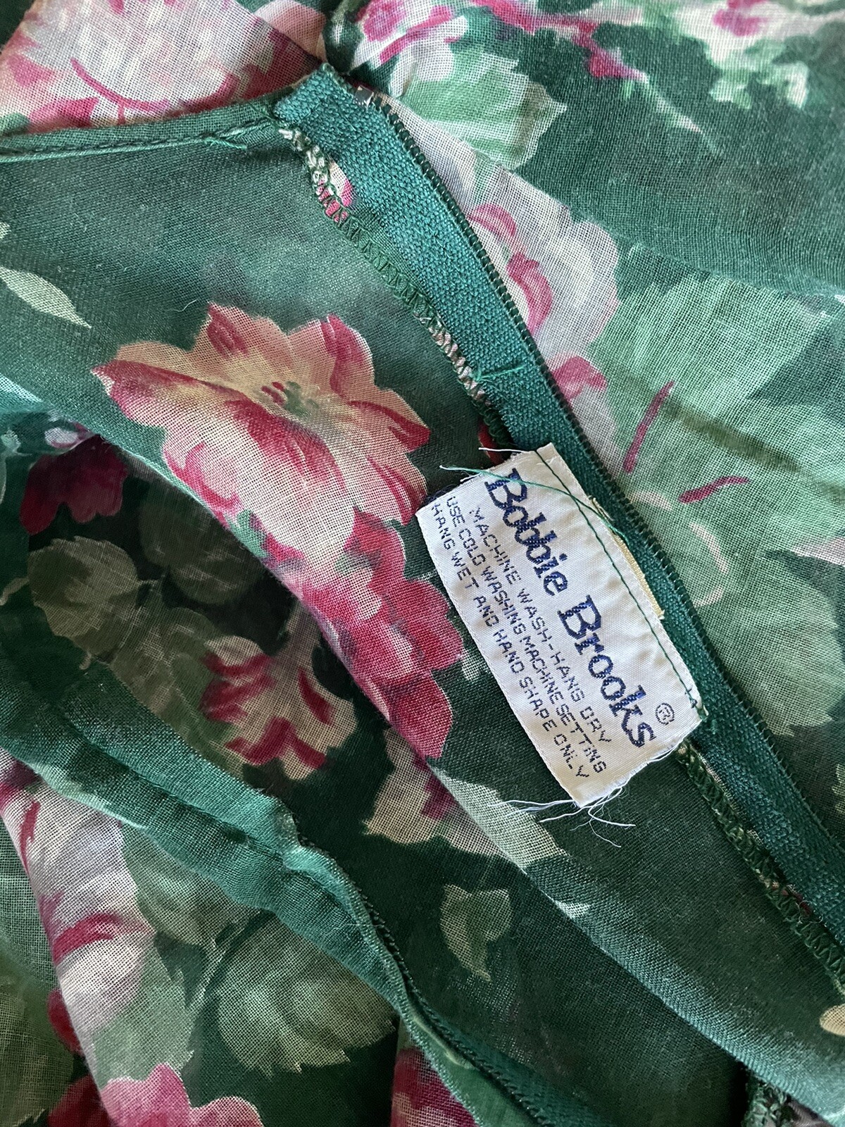 Vintage 1970’s Bobbie Brooks Floral Print Maxi Dress Gauze Pink & Green XS