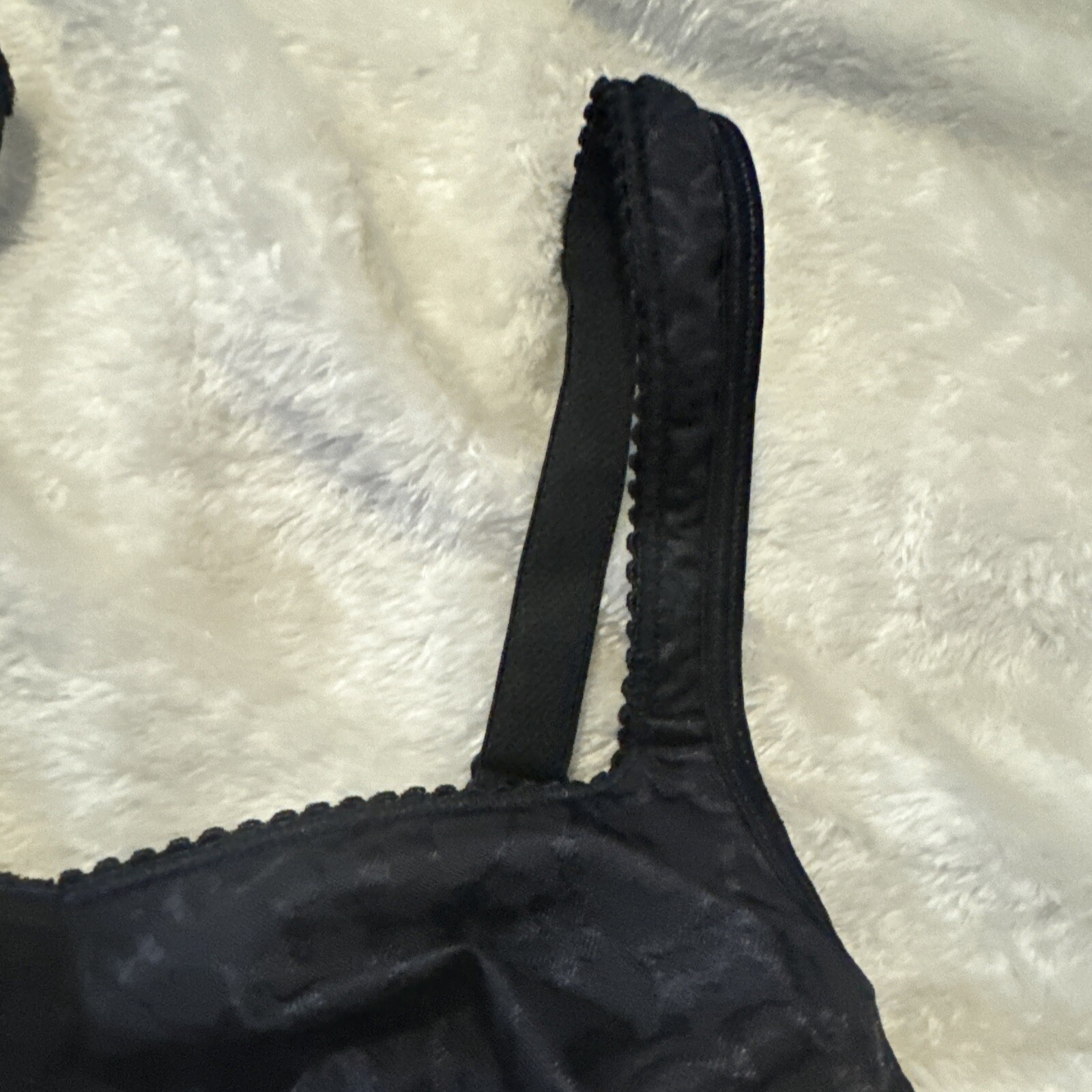 BLACK PLAYTEX 4745 ULTIMATE LIFT SUPPORT WIRELESS BRA 36C FULL FIGURE 18HR