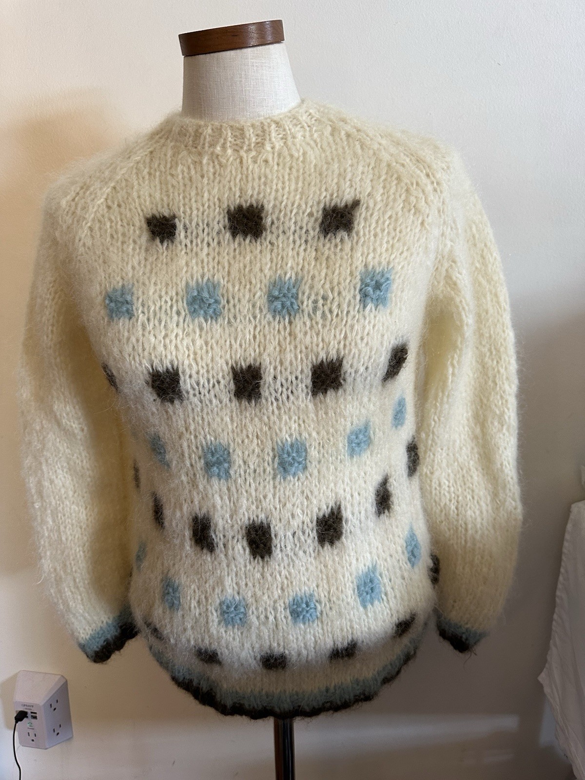 Vintage Mohair Sweater Women’s S/M Hand Knitted Italy For Country Set