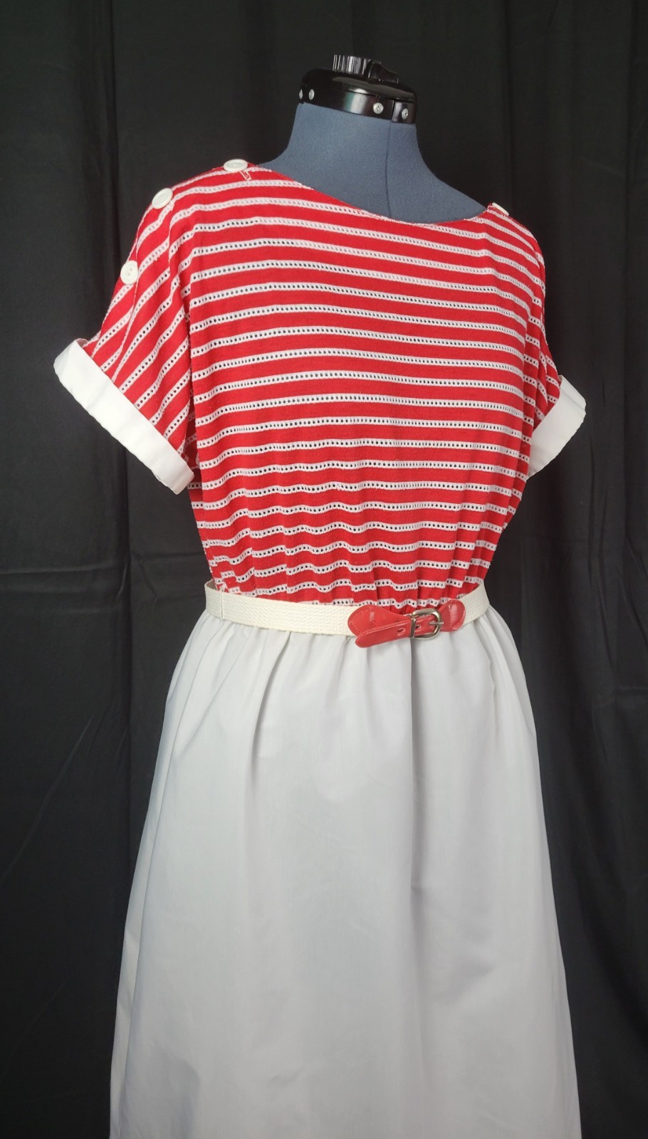 Vintage Boatneck Blouson Dress w Red & White Striped Bodice & White Skirt Size L