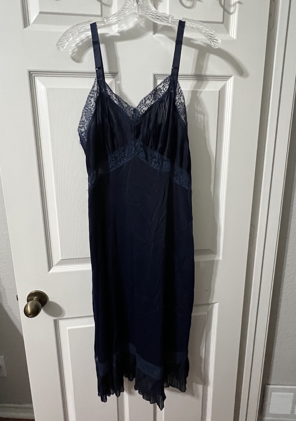 36 Tall Slip Charmode Lace Boudoir Tricot Accordion Pleats Vintage Navy #1034