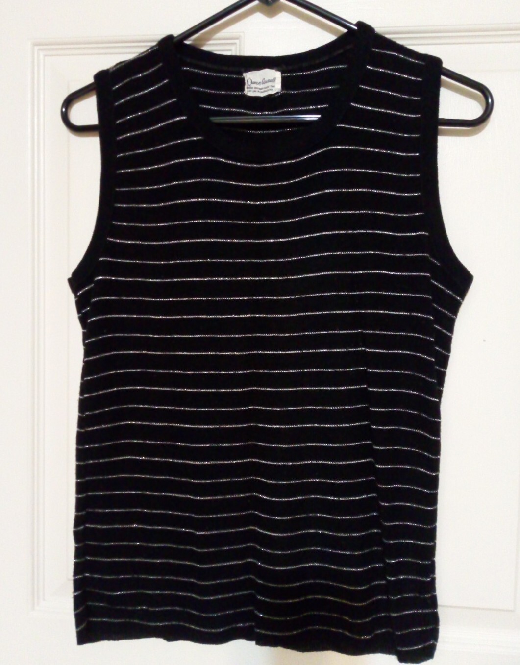 Vintage Queen Casuals Small Black Metallic Silver Sweater Knit Sleeveless Shirt