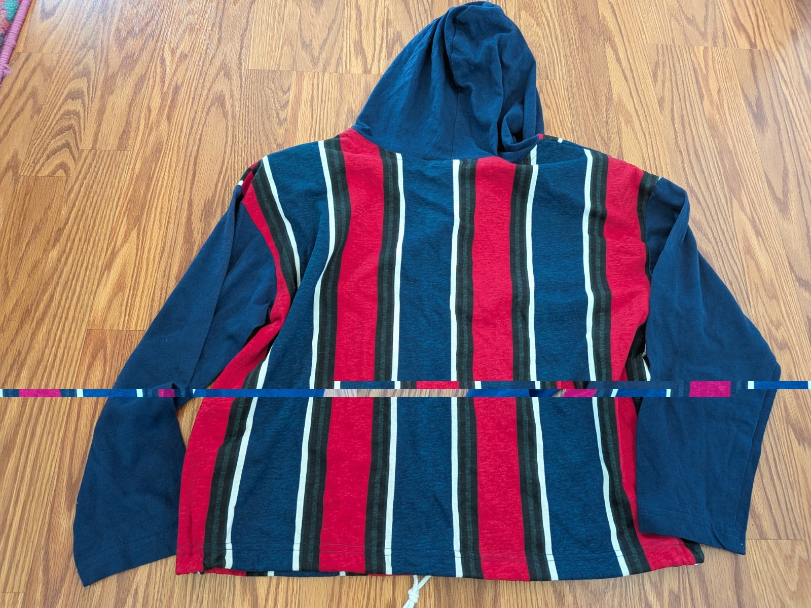 Vintage 90s Vivi Women’s hooded vertical striped top crop hip hop USA drawstring