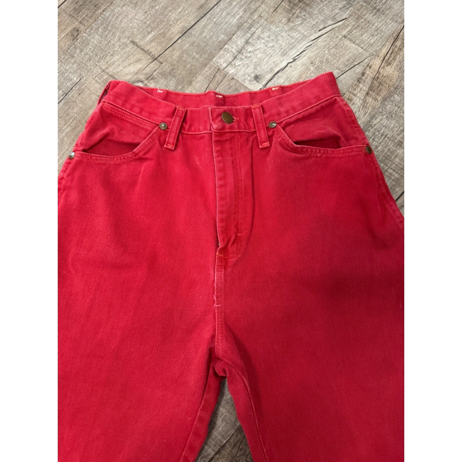 Vintage Wrangler Red High Waisted Straight Leg Denim Jeans Womens 26 Inch Waist